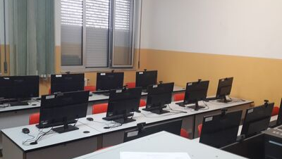 Laboratorio di informatica -Scuola Secondaria 1° grado -Soveria Mannelli